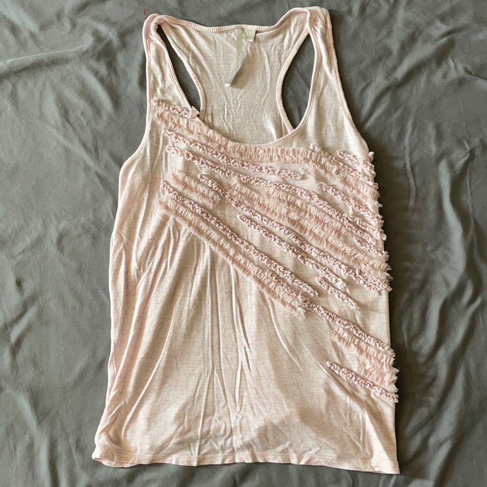 Clearance $7 Lauren Conrad pale pink detail tank size large L